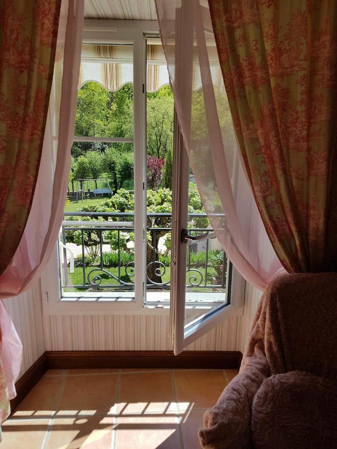 Sous Les Remparts Bed & Breakfast Solignac Dış mekan fotoğraf