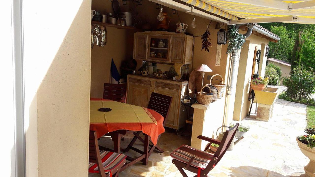 Sous Les Remparts Bed & Breakfast Solignac Dış mekan fotoğraf