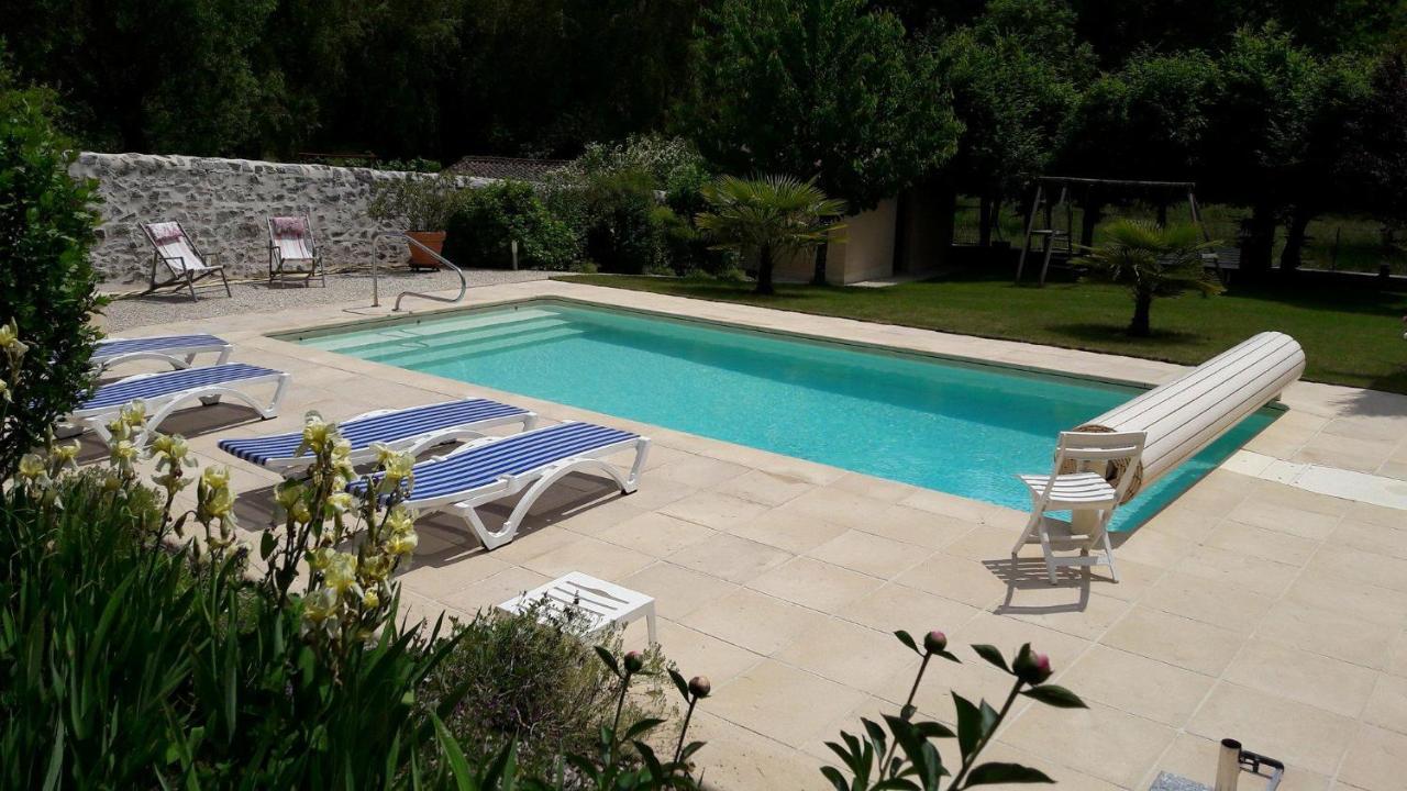Sous Les Remparts Bed & Breakfast Solignac Dış mekan fotoğraf