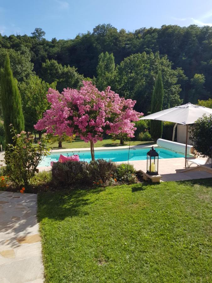 Sous Les Remparts Bed & Breakfast Solignac Dış mekan fotoğraf