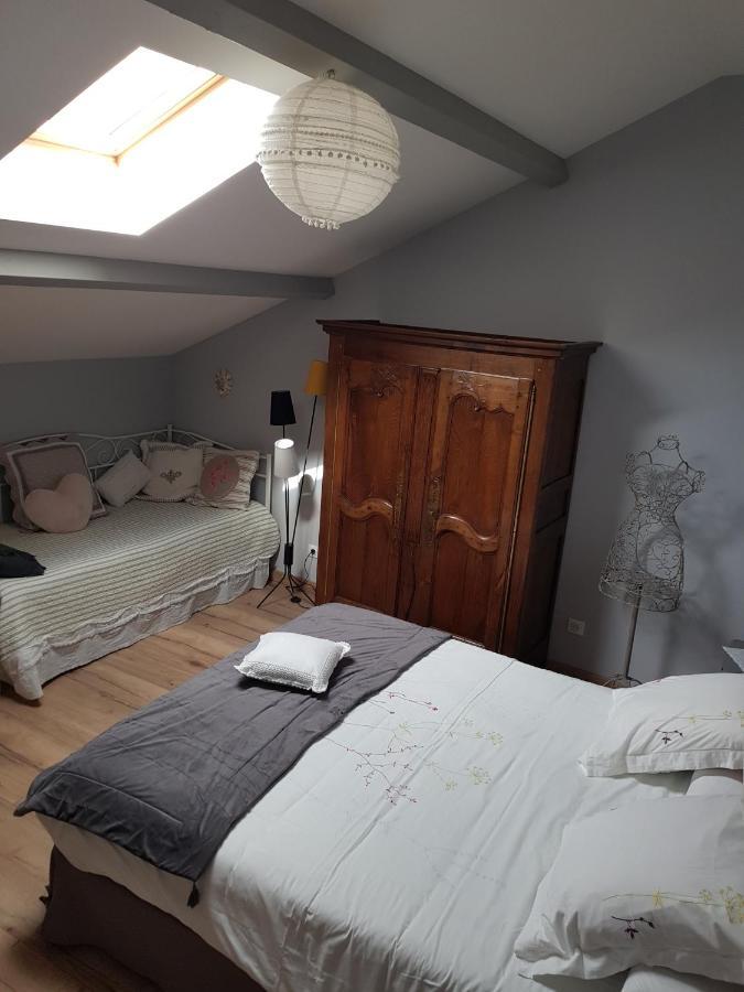 Sous Les Remparts Bed & Breakfast Solignac Dış mekan fotoğraf
